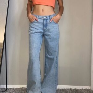 Women's Light Blue Jeans